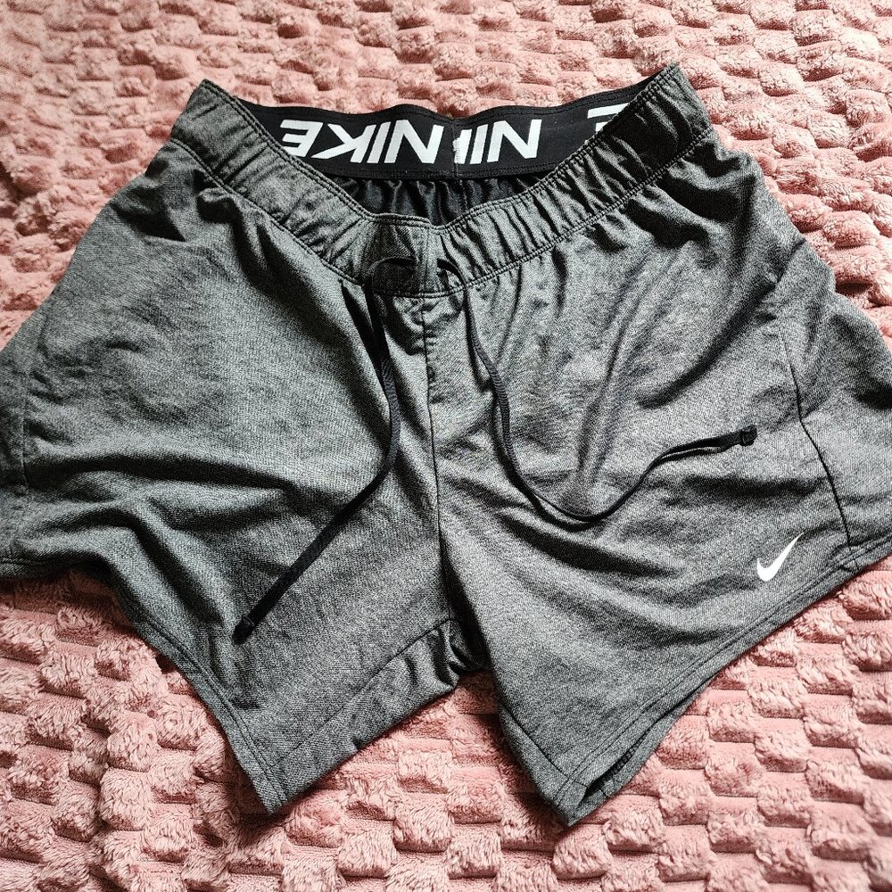 Nike Dri-Fit shorts Medium
